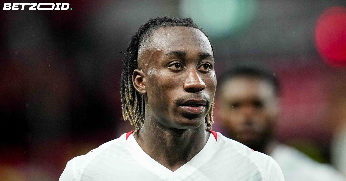 Liverpool Plotting Elliott-Diomande Exchange to Beat Manchester United in Transfer Race